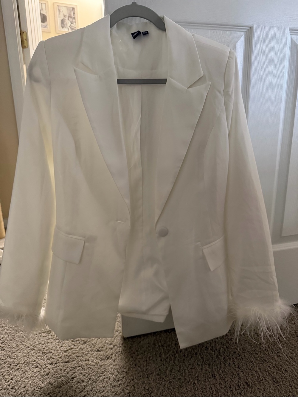 Windsor White Womens Blazer with Heart Logo Tag - Picture 1 of 3